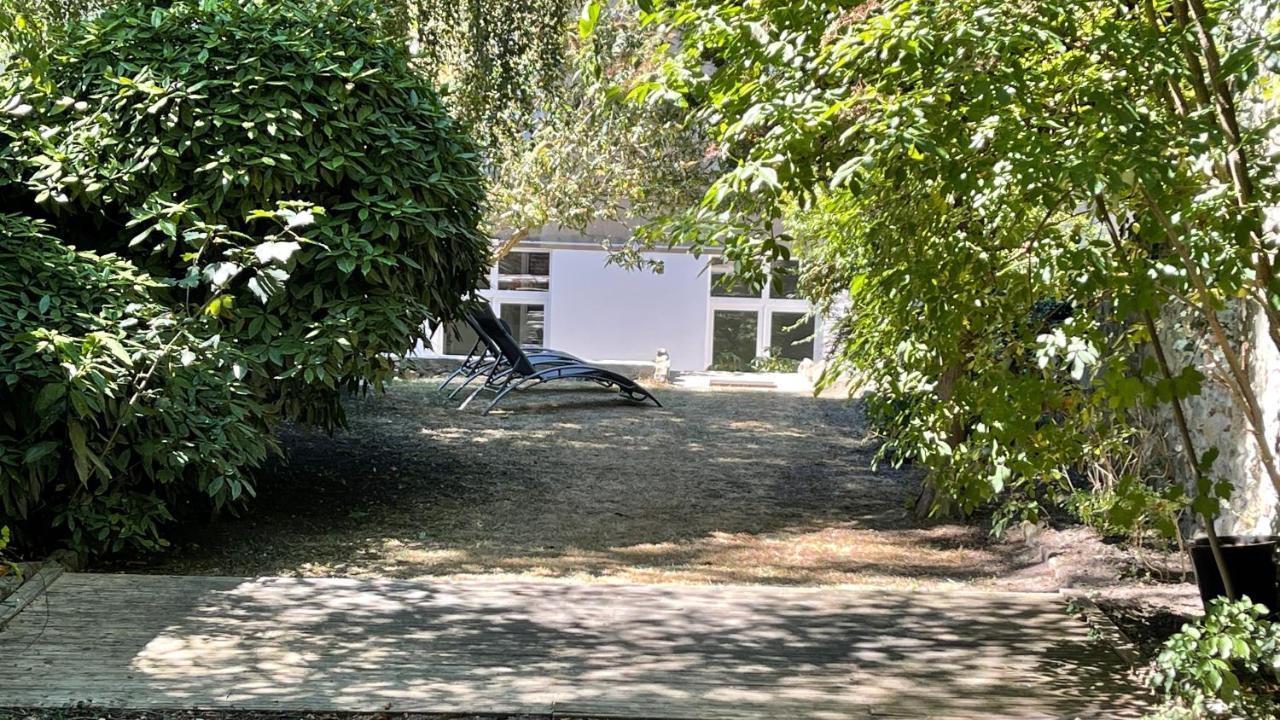 Apartment Au Jardin De La Basilique